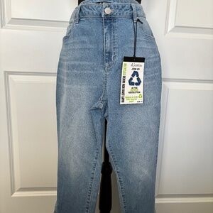 *NWT* d.jeans brand High Waist Capri Jeans Size 14